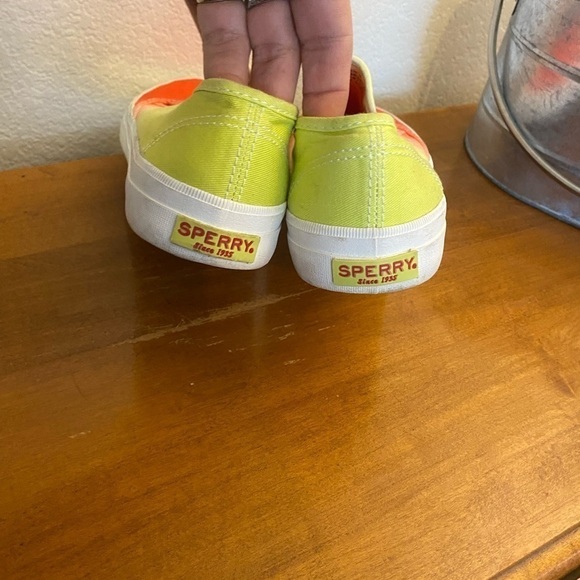 Sperry ladies tie dye dip seaside slip ons 7.5 - Picture 4 of 8